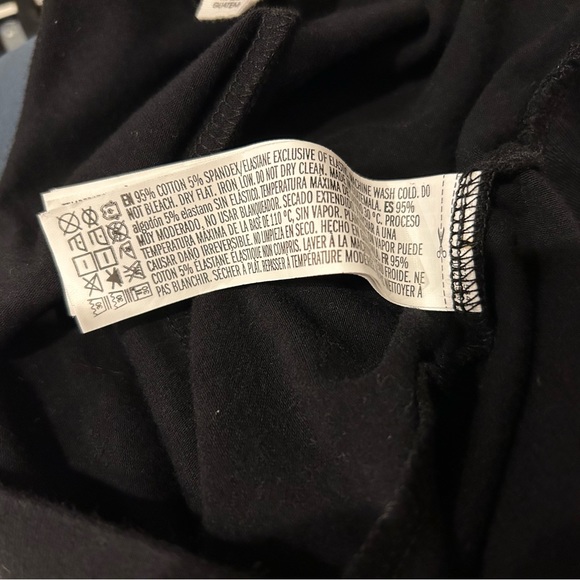 FOREVER 21 Black Flare Mini Skirt Size Small - Picture 6 of 8